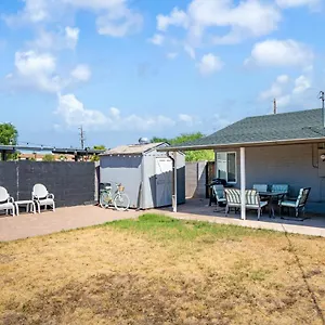 Charmer Holiday home Phoenix