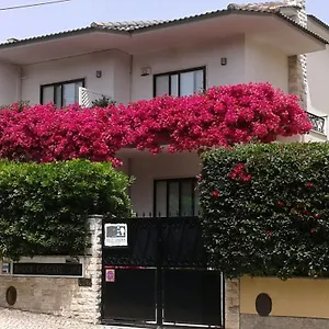 *** Alojamento de Acomodação e Pequeno-almoço Dolce Portugal
